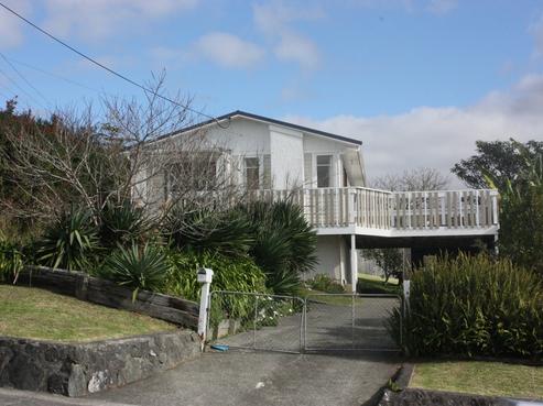 24 Gillingham Road, Kamo