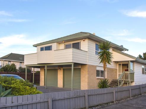 1349 Whangaparaoa Road, Army Bay