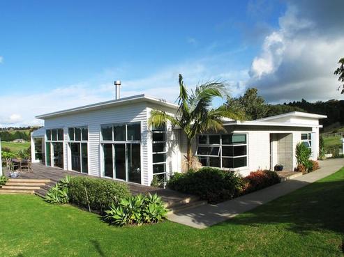 230 Oyster Point Road, Kaukapakapa