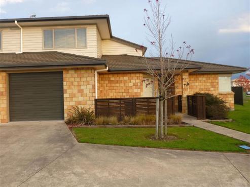 1/64 Kawaha Point Road, Kawaha Point