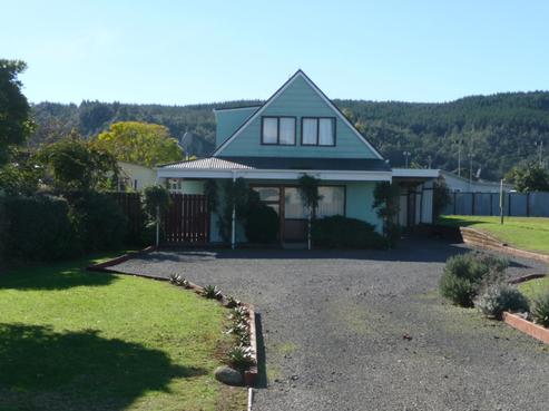 220 Tuck Road, Whangamata