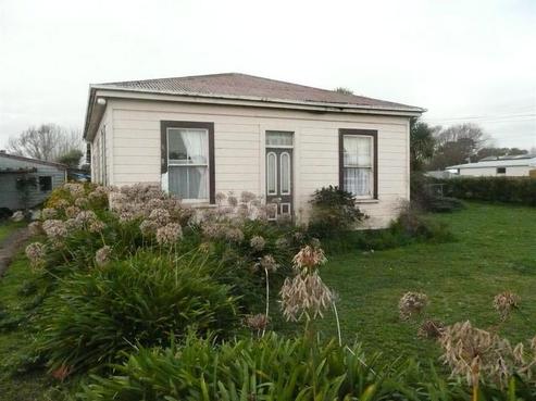 37 Avenue Road, Foxton