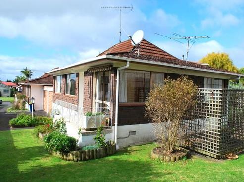 2/6 Ian Place, Glendene