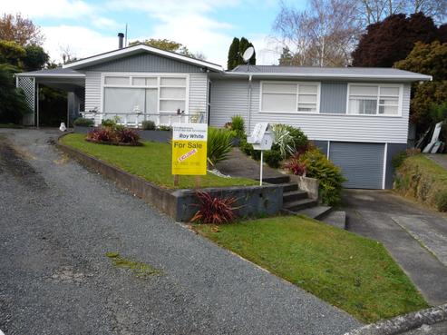 2 Jonathan Place, Putaruru