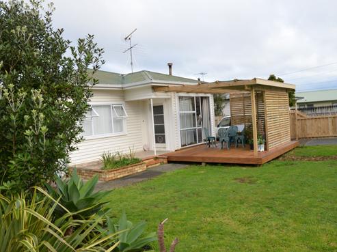 7 School Road, Tuakau