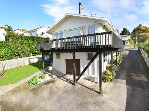 3 Celeste Place, Totara Vale