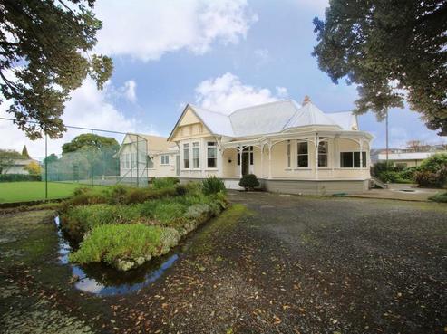 122 Waterloo Road, Central Hutt
