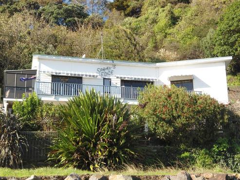 124 Thames Coast Road, Whakatete Bay
