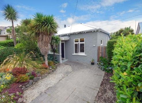 58 Blacks Road, North East Valley