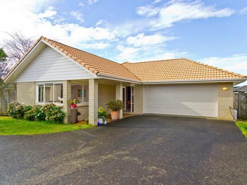 18 Tolben Place, Golflands