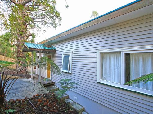 55 Kauri Point Road, Laingholm