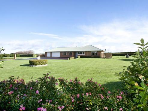 141 Pharazyn Road, Feilding