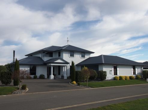 1 Witney Lane, Huntingdon/Lake Hood