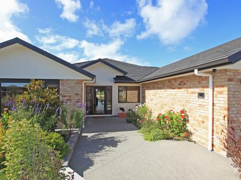 88 The Drive, Paraparaumu Beach