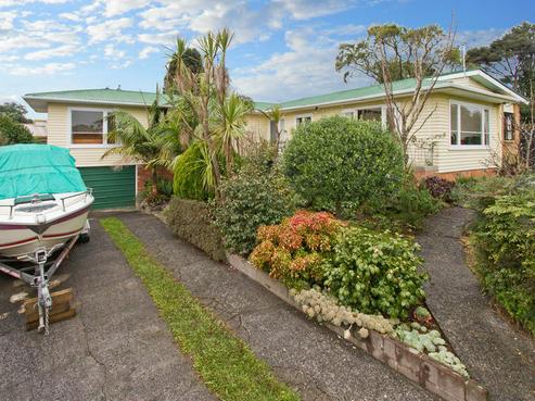 6 Simpson Road, Ranui