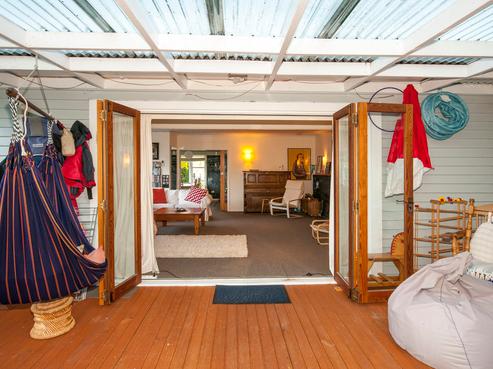 451 Makara Road, Makara
