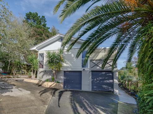 12 Cantina Avenue, Bayview