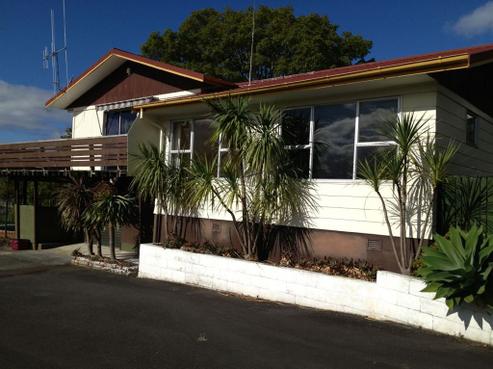 18 Mountain Road, Morningside