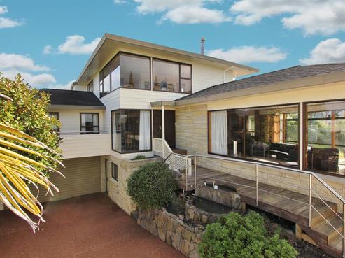 15 Oakpark Place, West Harbour