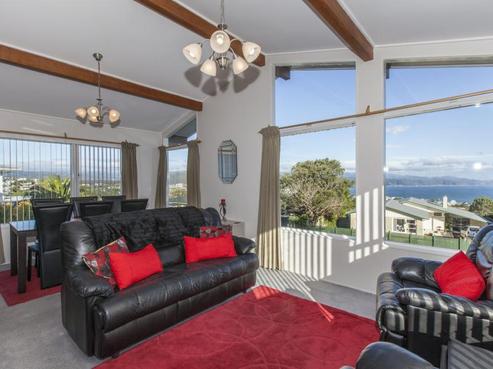 26 Acacia Avenue, Maungaraki