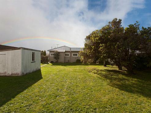 28 Queens Road, Glen Avon