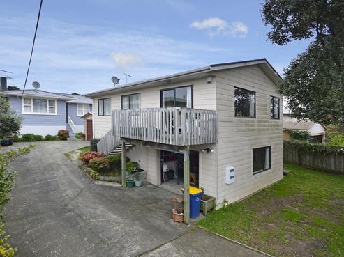 43 Vera Road, Te Atatu South