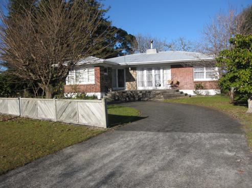 48 Werrina Crescent, Mangakakahi