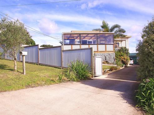 6 Francis Avenue, Stanmore Bay