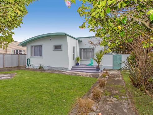8 Fergusson Street, Waterloo