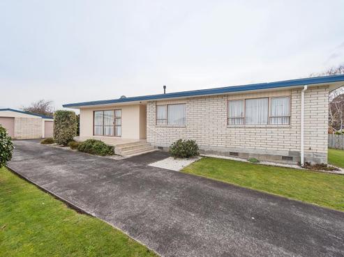 19 Treadwell Street, Springvale