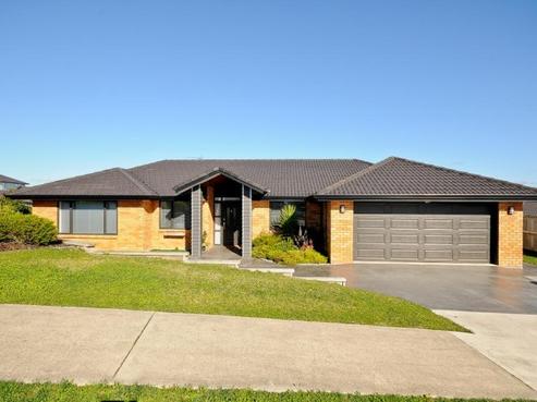 2 Barwick Place, Huntington