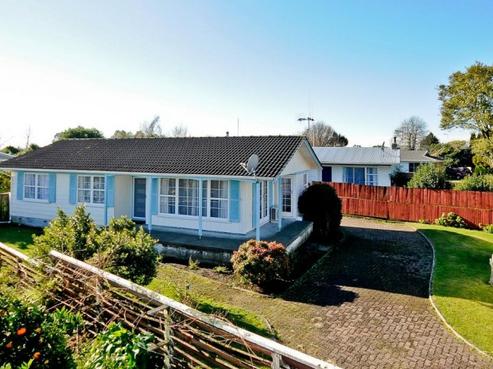 3 Erika Place, Fairview Downs