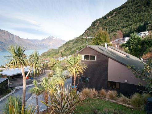 25A Wye Place, Fernhill/Sunshine Bay