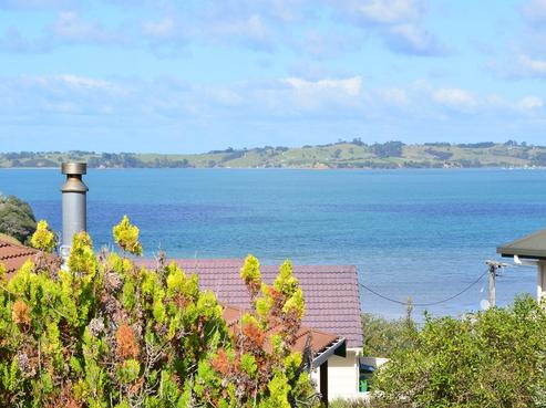 10 Pigeon Place, Tawharanui Peninsula