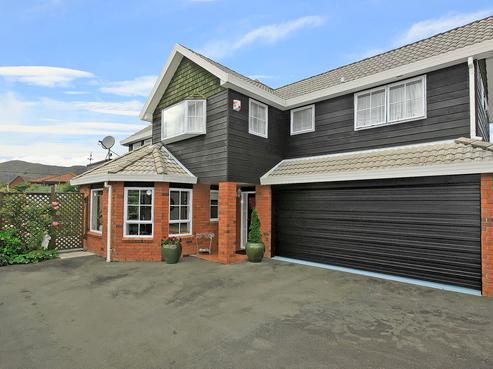 2/10 Kauri Street, Woburn