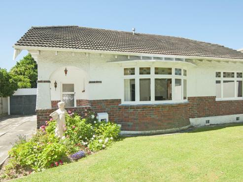 24 Ludlam Crescent, Woburn