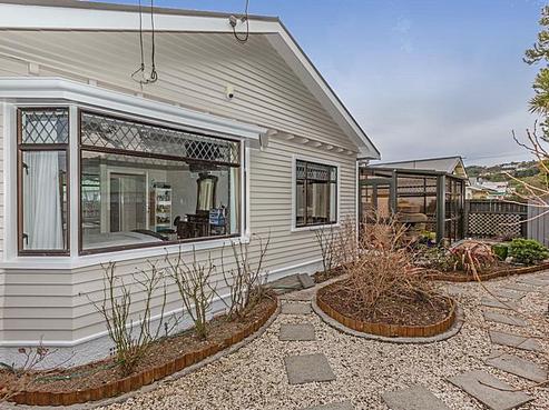22 Beaumont Avenue, Alicetown