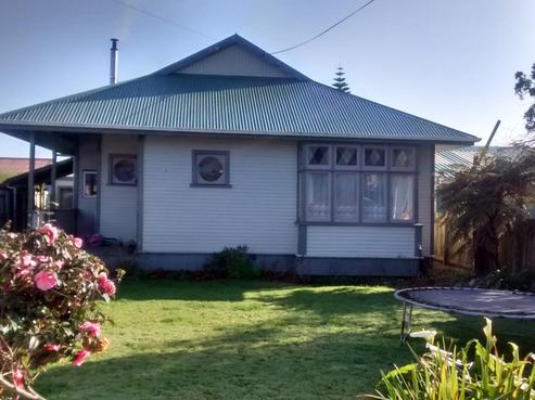 17 Lyndhurst Street, Westport