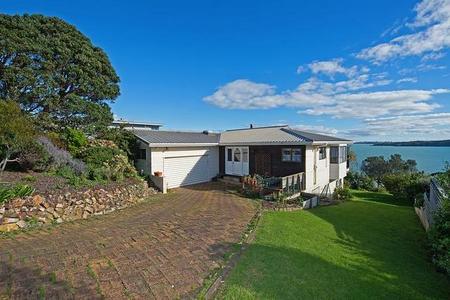43 Kennedy Point Road, Surfdale