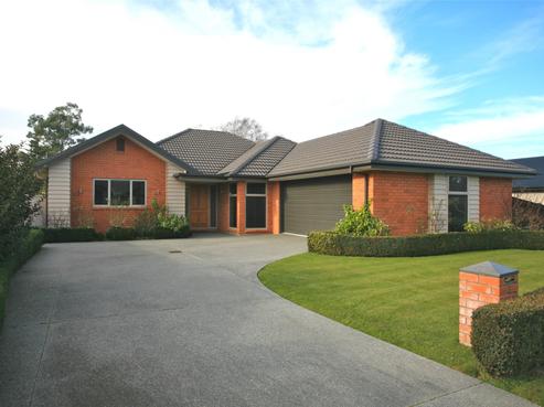 8 Heathridge Place, Lincoln