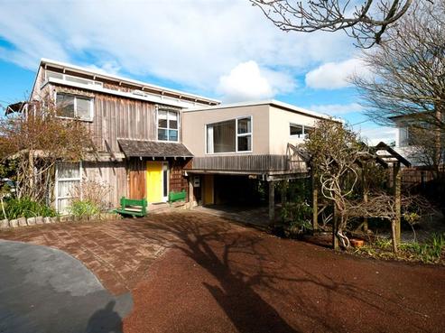 21 Castor Bay Road, Castor Bay