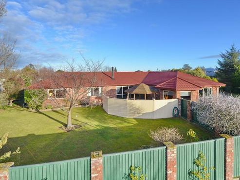 12 Carmana Gardens, Rangiora