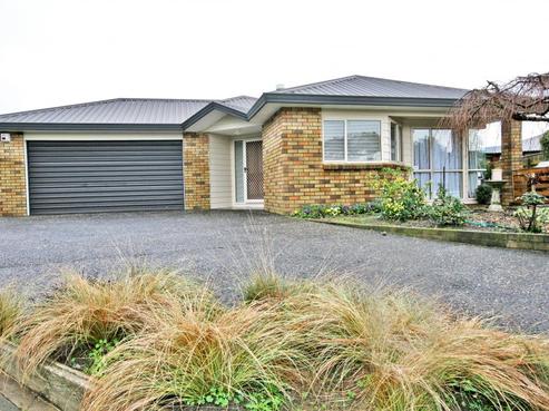 14 Alan Styles Place, Greenmeadows