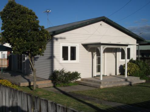 9 School Road, Tuakau