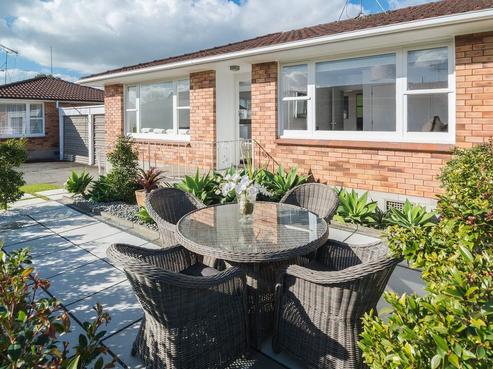 2/77 Rawhiti Road, One Tree Hill