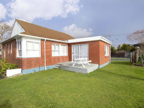 29 Reynolds Street, Taita