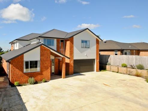 108 New Borman Road, Huntington