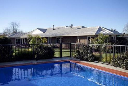 30 Cowley Drive, Leamington