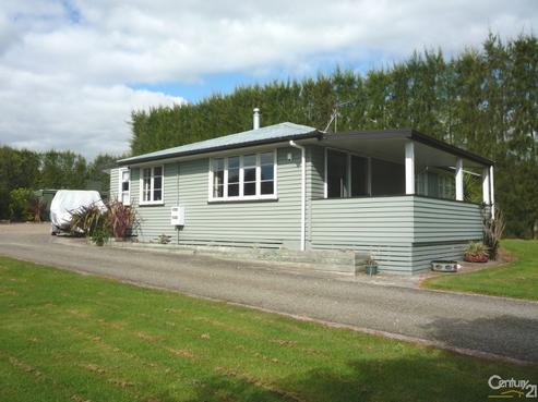 393 Benner Road, Pukehina