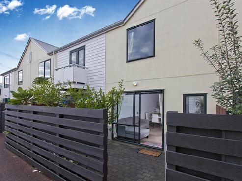 23/955 Mount Eden Road, Three Kings